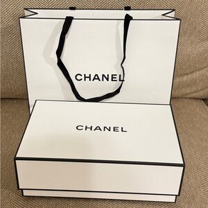 Chanel small gift box with shopping bag